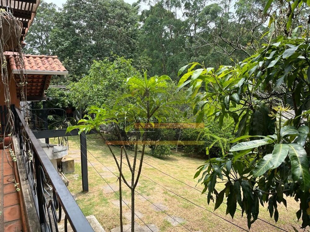 Casa à venda com 4 quartos, 400m² - Foto 11