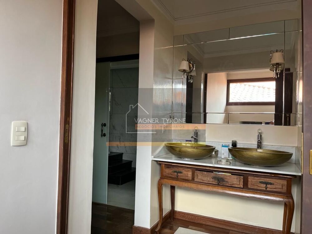 Casa à venda com 4 quartos, 400m² - Foto 7