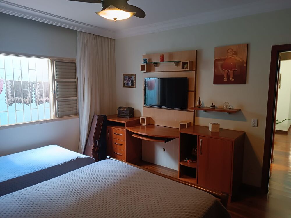 Casa, 3 quartos, 238 m² - Foto 9