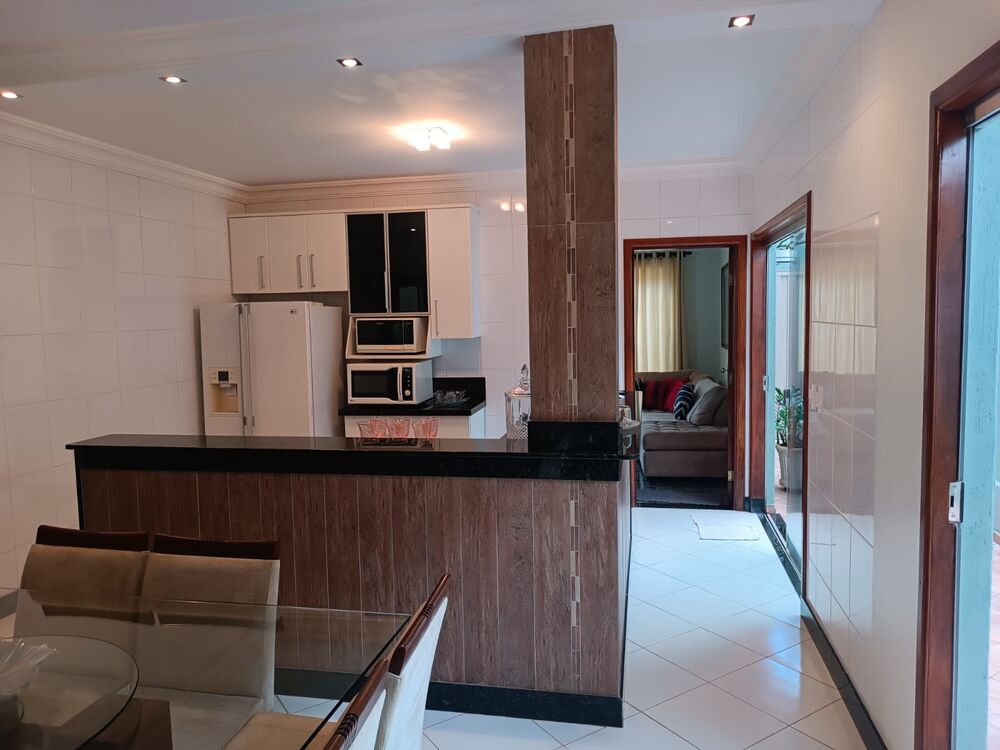 Casa, 3 quartos, 238 m² - Foto 13