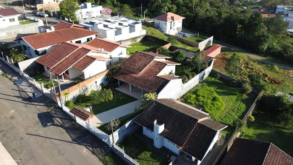 Casa, 3 quartos, 175 m² - Foto 2