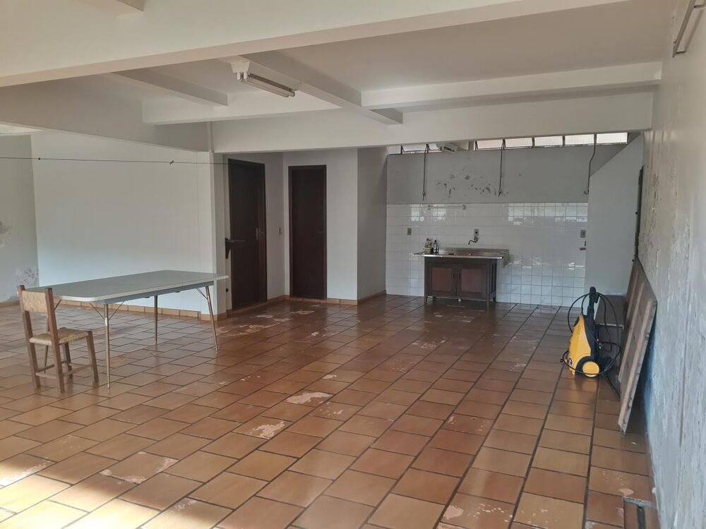 Casa à venda com 3 quartos, 387m² - Foto 5