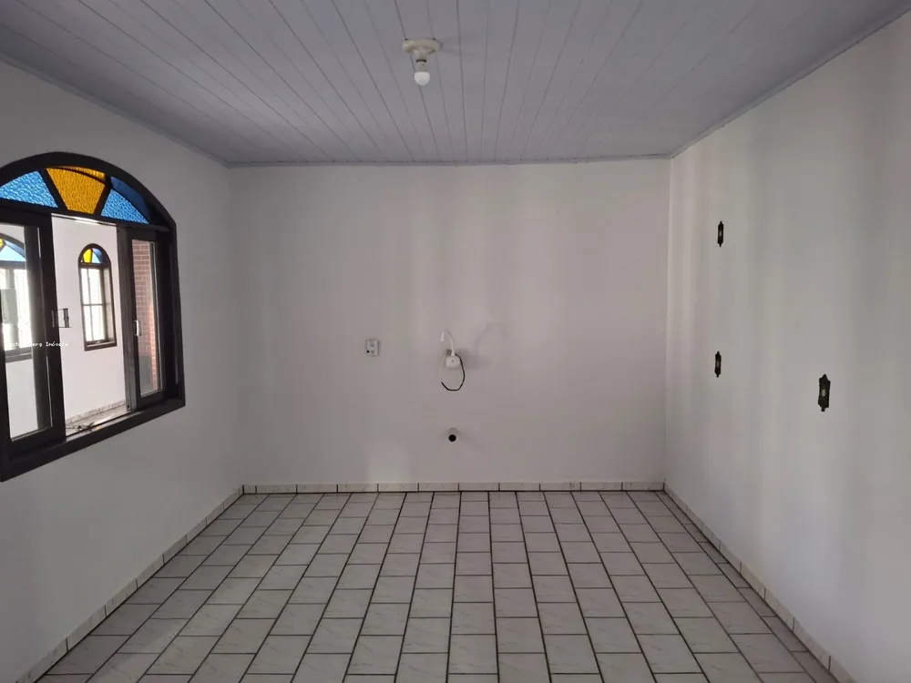 Casa, 3 quartos, 220 m² - Foto 8