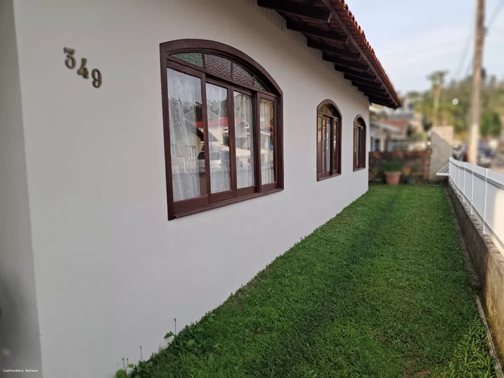 Casa, 3 quartos, 136 m² - Foto 1