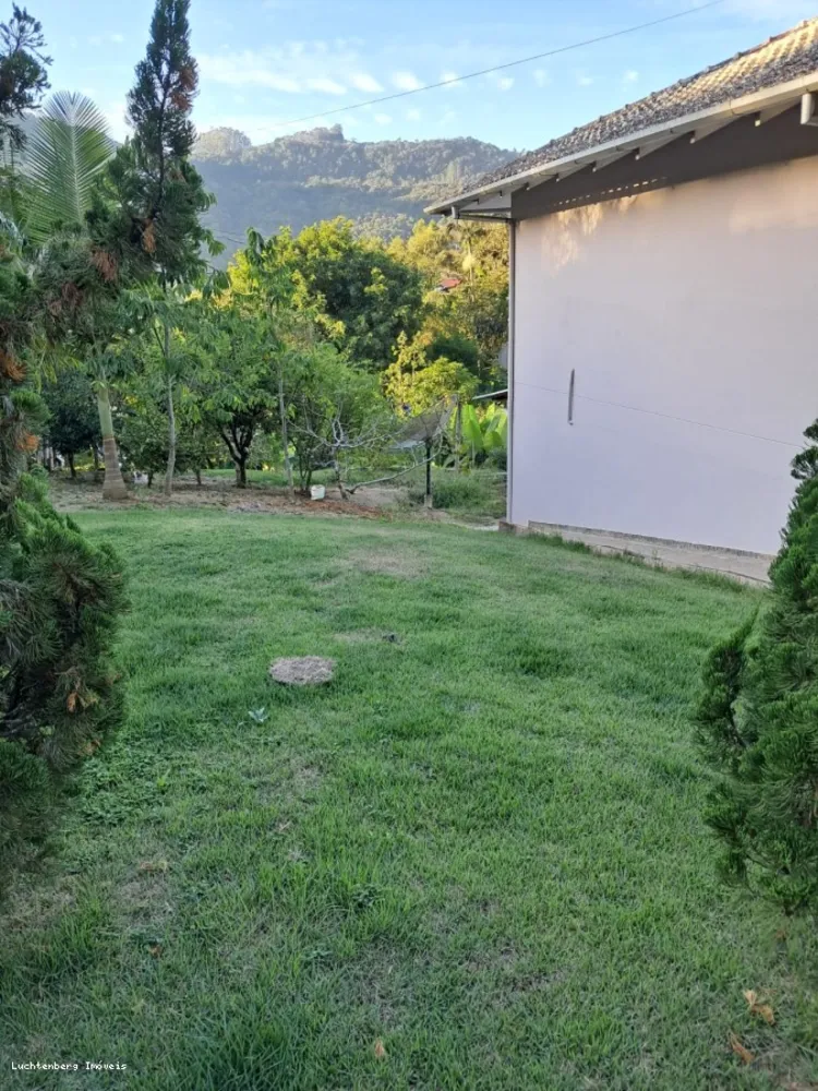 Casa, 5 quartos, 303 m² - Foto 1