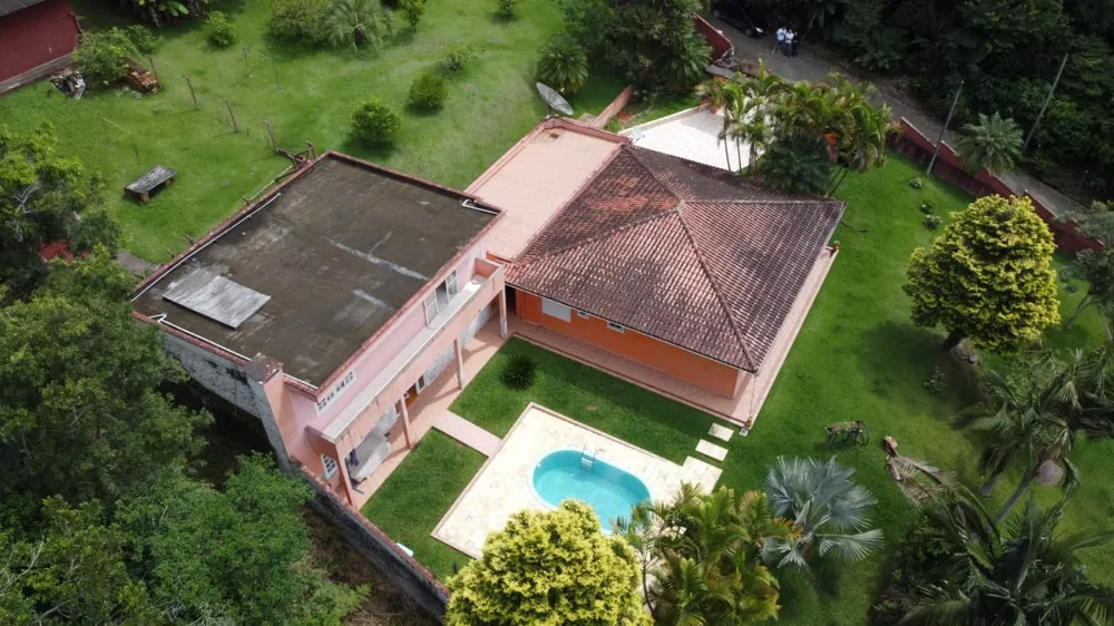 Casa, 5 quartos, 2240 m² - Foto 2