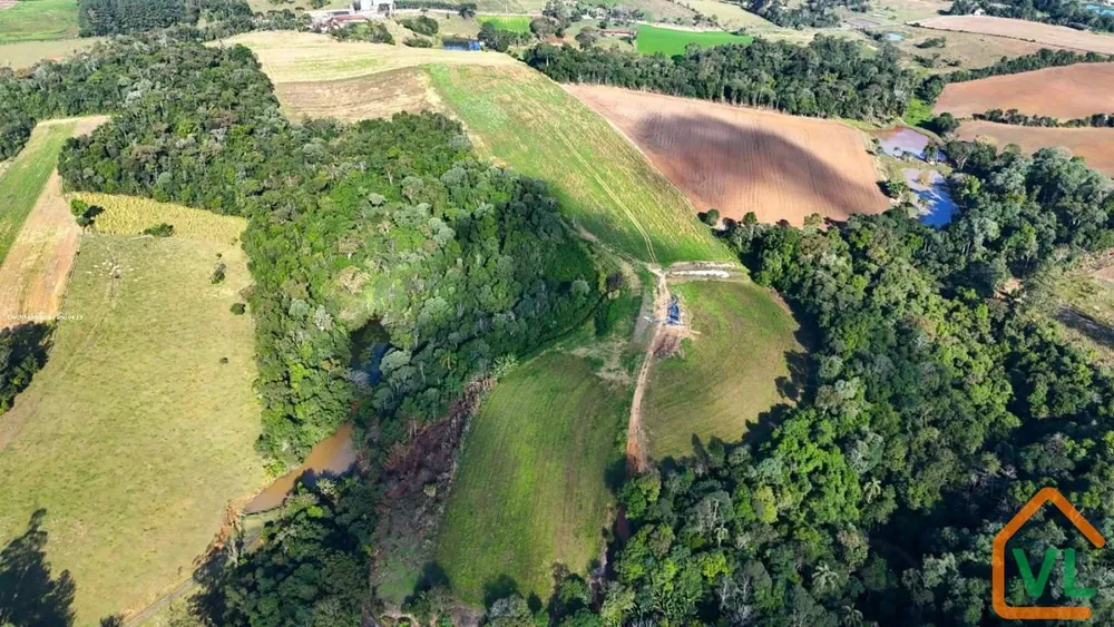 Sítio, 4 quartos, 13 hectares - Foto 1