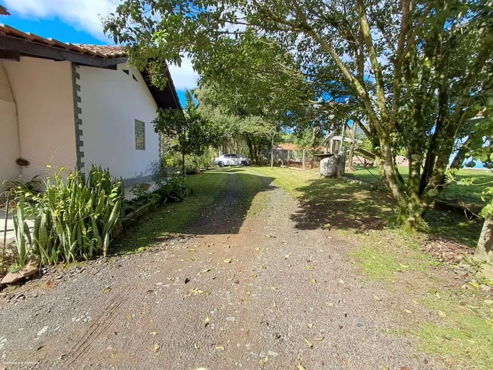 Chácara, 3 quartos, 179 m² - Foto 1