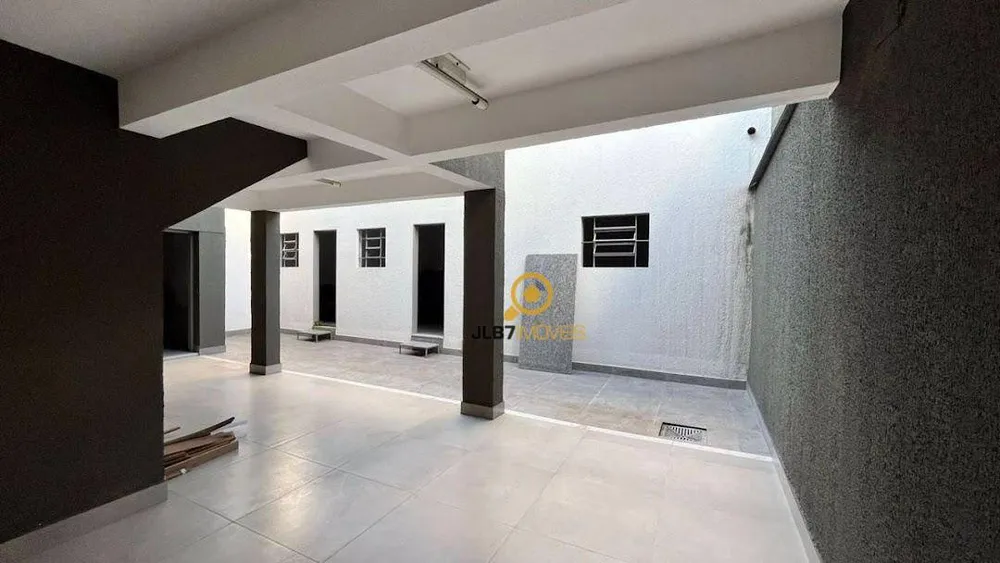 Sobrado, 4 quartos, 330 m² - Foto 1