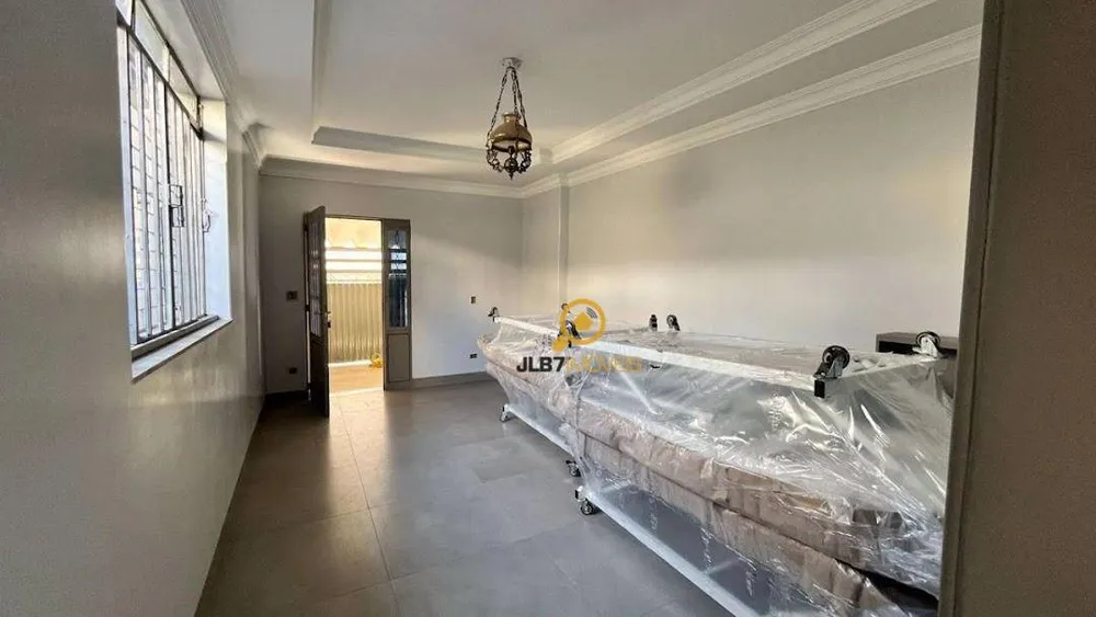 Sobrado, 4 quartos, 330 m² - Foto 2