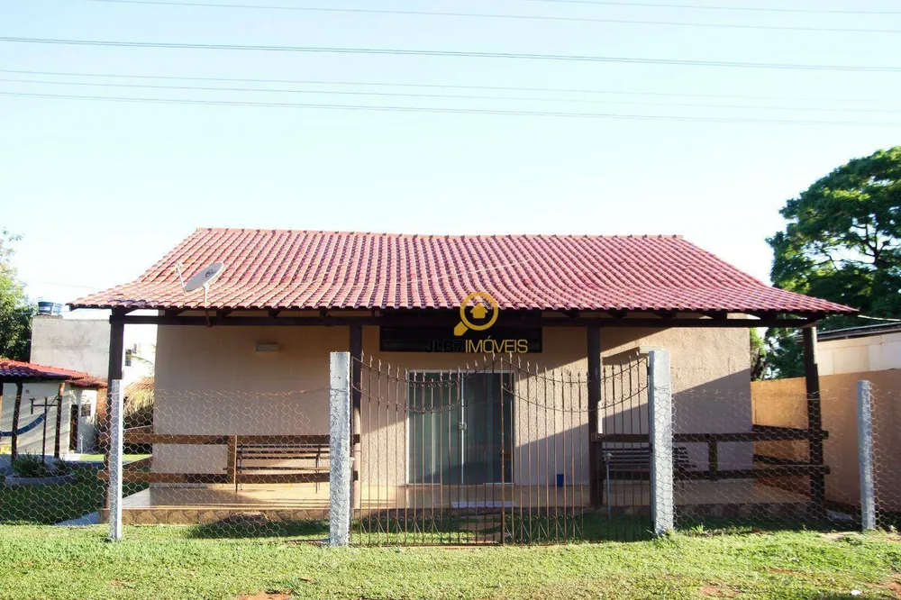 Casa, 4 quartos, 220 m² - Foto 1
