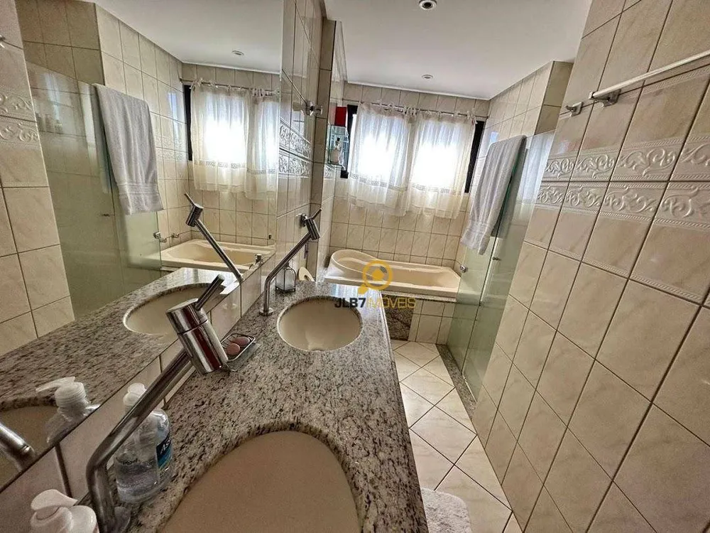 Apartamento, 4 quartos, 226 m² - Foto 11