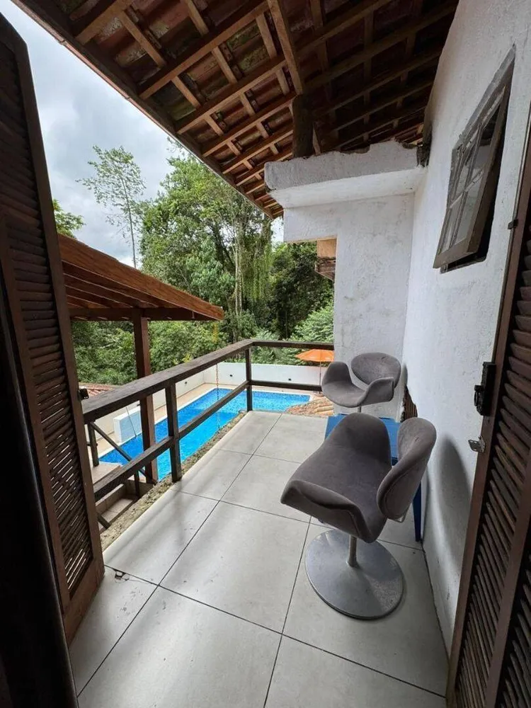 Casa, 5 quartos, 200 m² - Foto 1