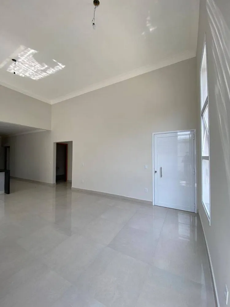 Casa, 5 quartos, 260 m² - Foto 2
