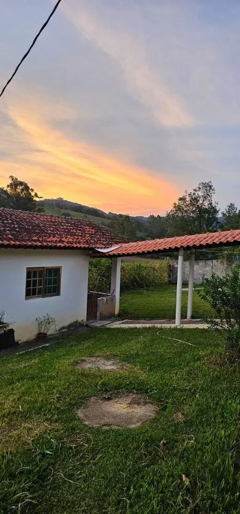 Chácara, 3 quartos, 4533 m² - Foto 2
