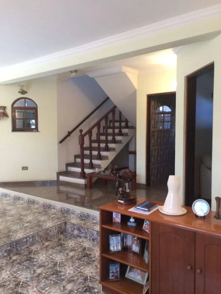 Sobrado, 4 quartos, 500 m² - Foto 2