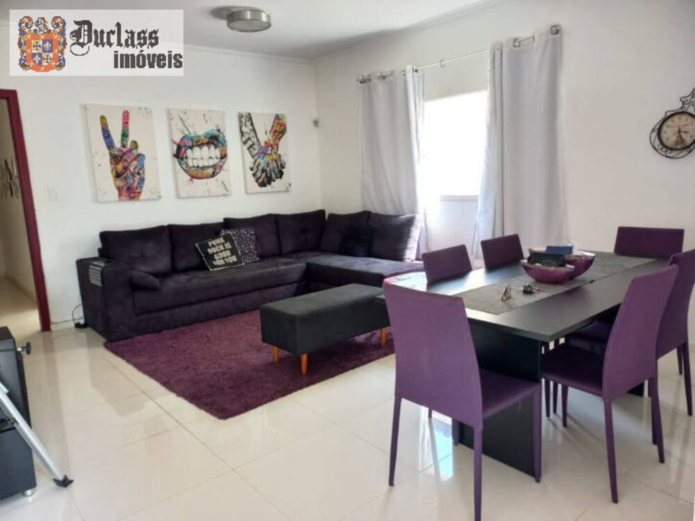 Casa, 3 quartos, 209 m² - Foto 1