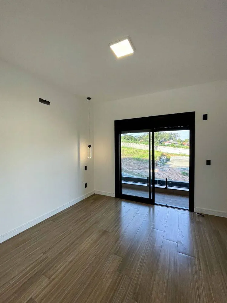 Sobrado, 3 quartos, 238 m² - Foto 3