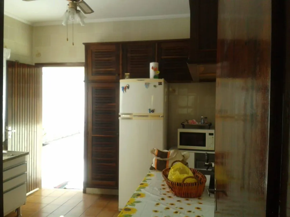 Casa, 4 quartos, 204 m² - Foto 2