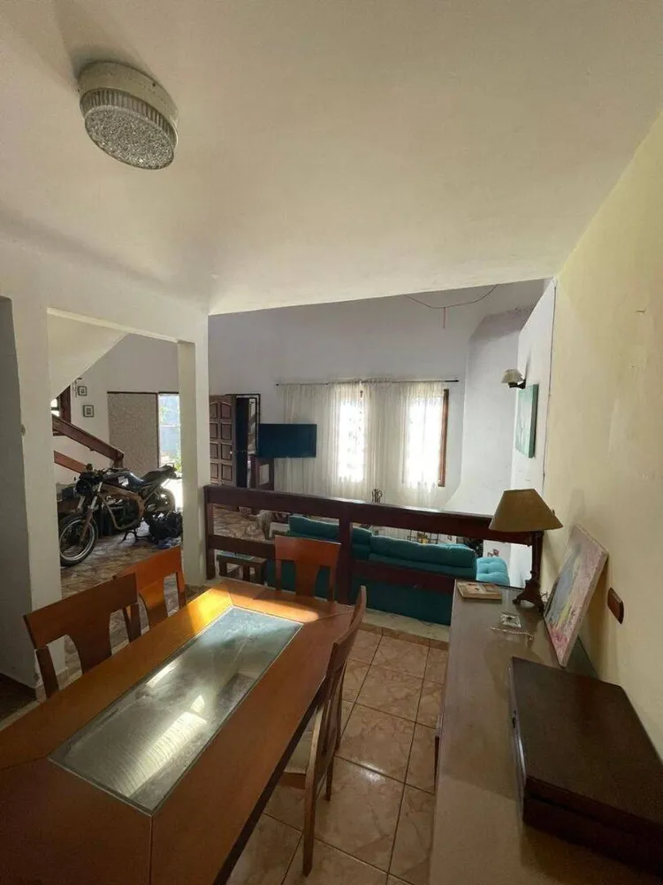 Sobrado, 3 quartos, 178 m² - Foto 2
