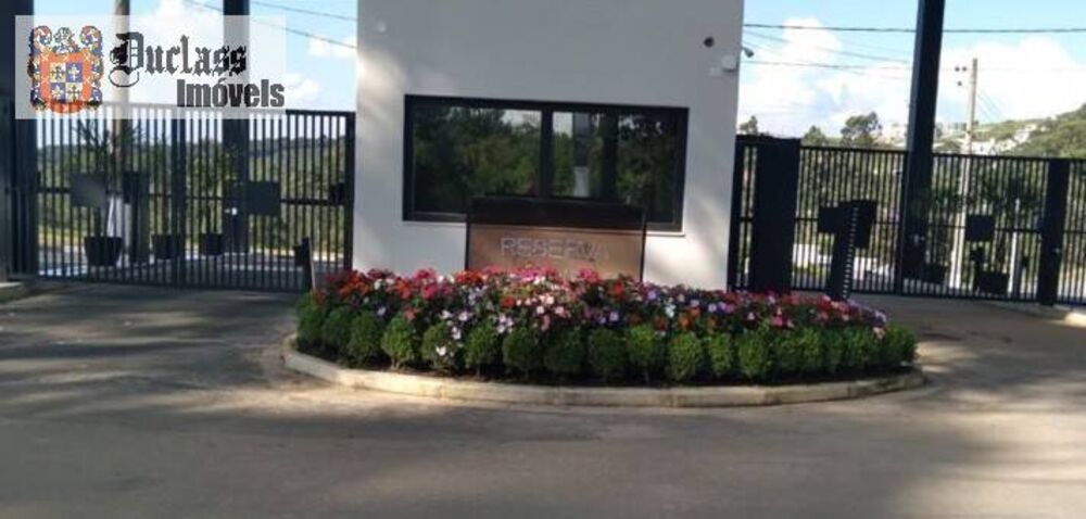 Casa à venda com 3 quartos, 800m² - Foto 4