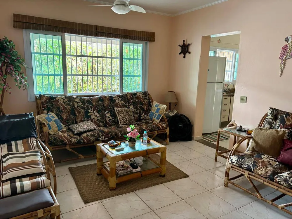 Casa, 3 quartos, 257 m² - Foto 1