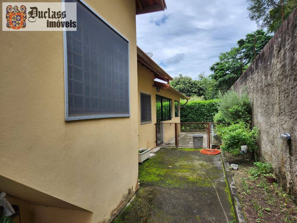 Chácara, 3 quartos, 1704 m² - Foto 2