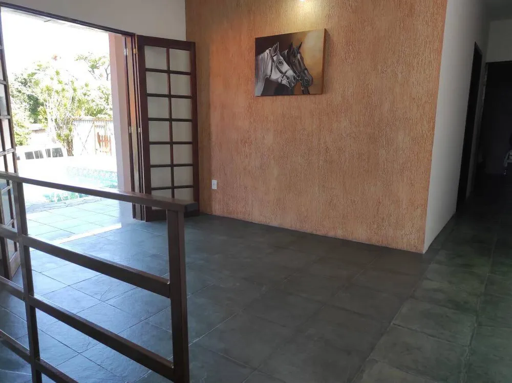 Chácara, 4 quartos, 1065 m² - Foto 2
