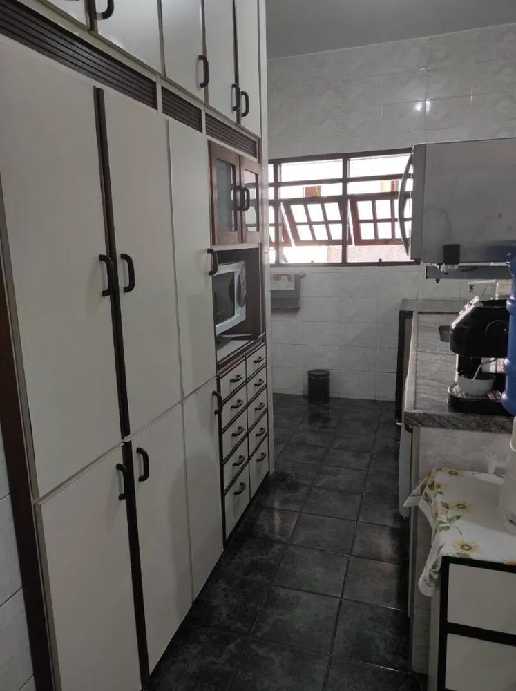 Chácara, 4 quartos, 1065 m² - Foto 8
