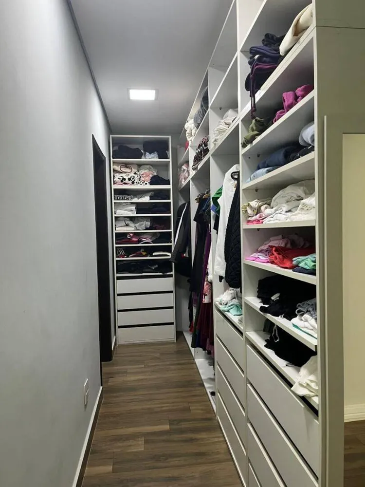 Chácara, 4 quartos, 720 m² - Foto 1