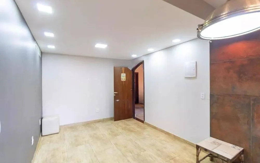 Casa, 3 quartos, 250 m² - Foto 11