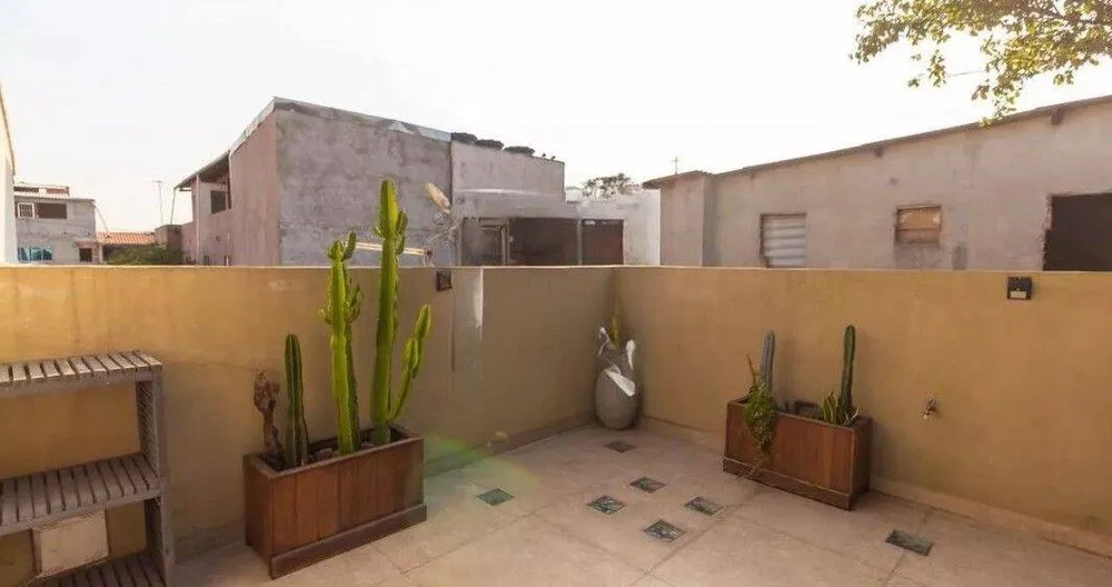 Casa, 3 quartos, 250 m² - Foto 2