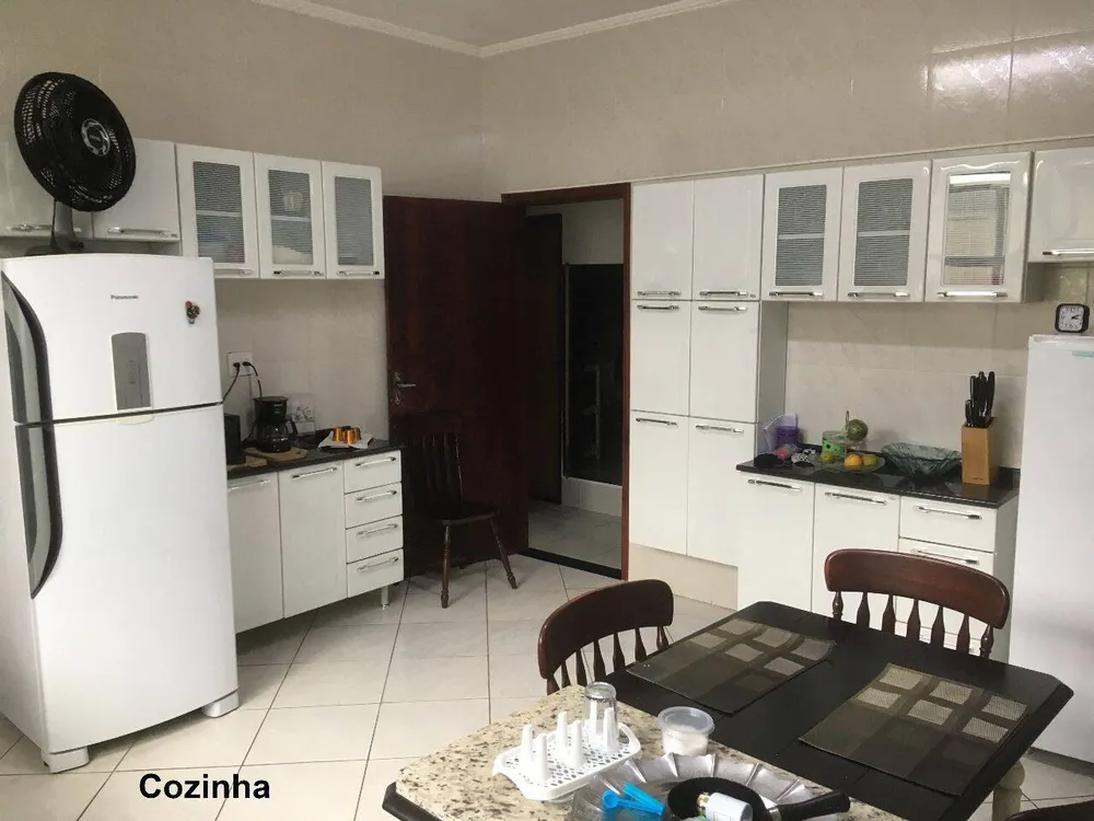 Casa, 3 quartos, 180 m² - Foto 4