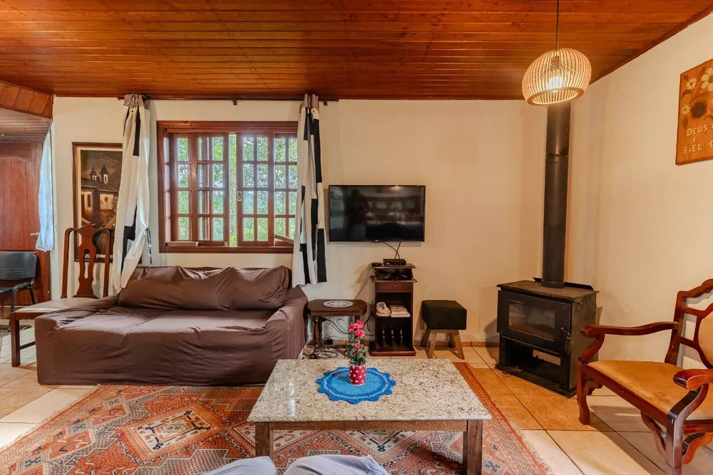 Chácara, 4 quartos, 5850 m² - Foto 2