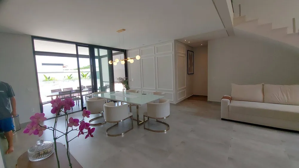 Sobrado, 4 quartos, 341 m² - Foto 2