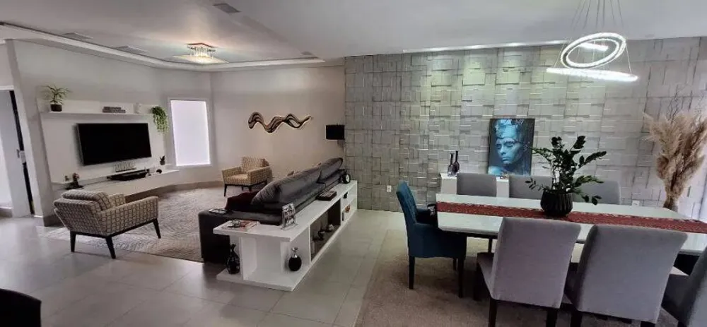 Sobrado, 3 quartos, 329 m² - Foto 4