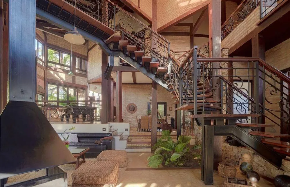Sobrado, 3 quartos, 550 m² - Foto 1