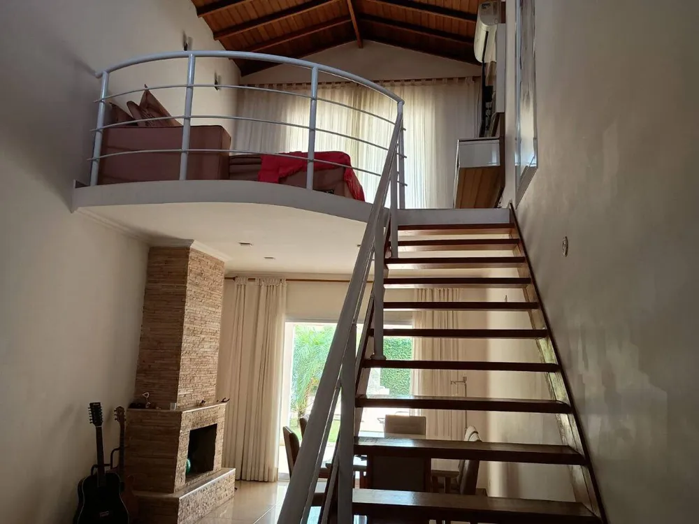 Casa, 3 quartos, 288 m² - Foto 1
