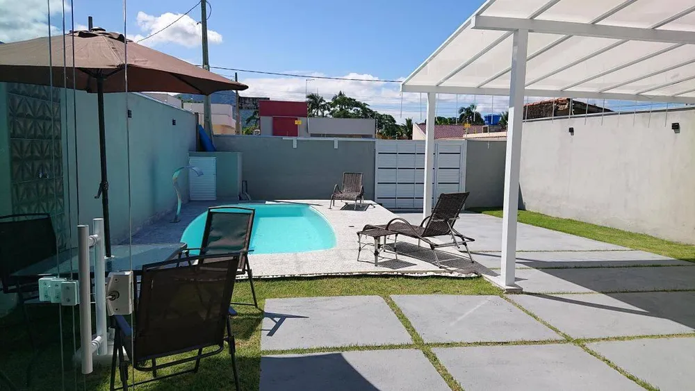 Casa, 3 quartos, 107 m² - Foto 1