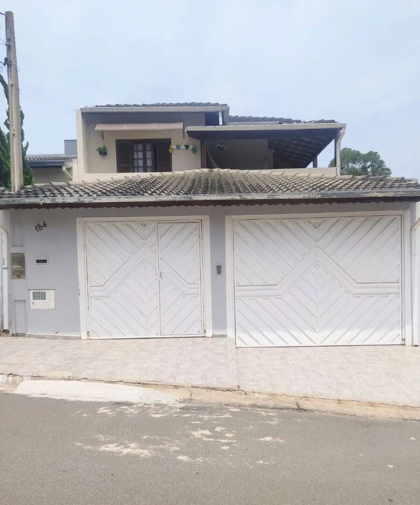 Casa, 4 quartos, 291 m² - Foto 1