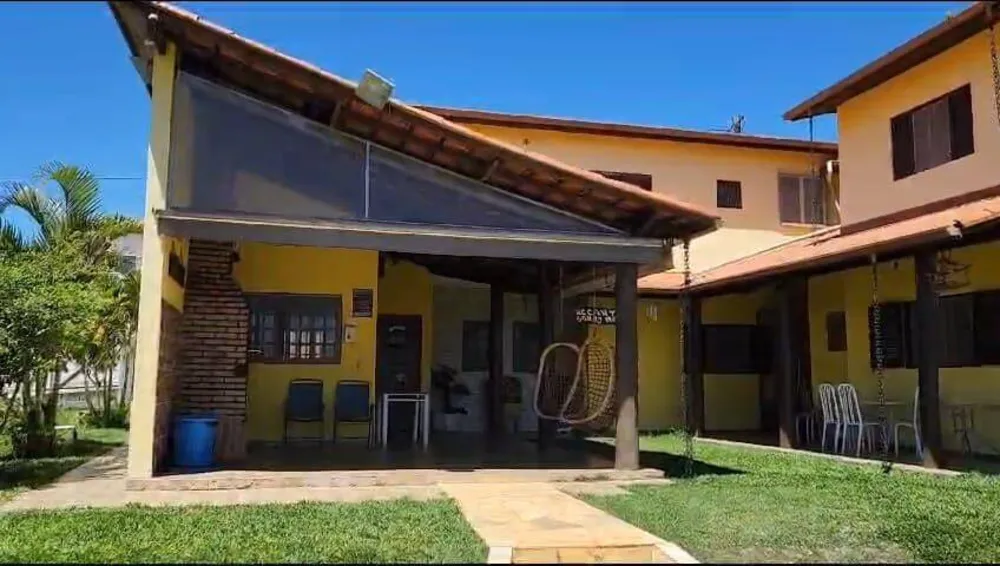 Chácara, 4 quartos, 1851 m² - Foto 1