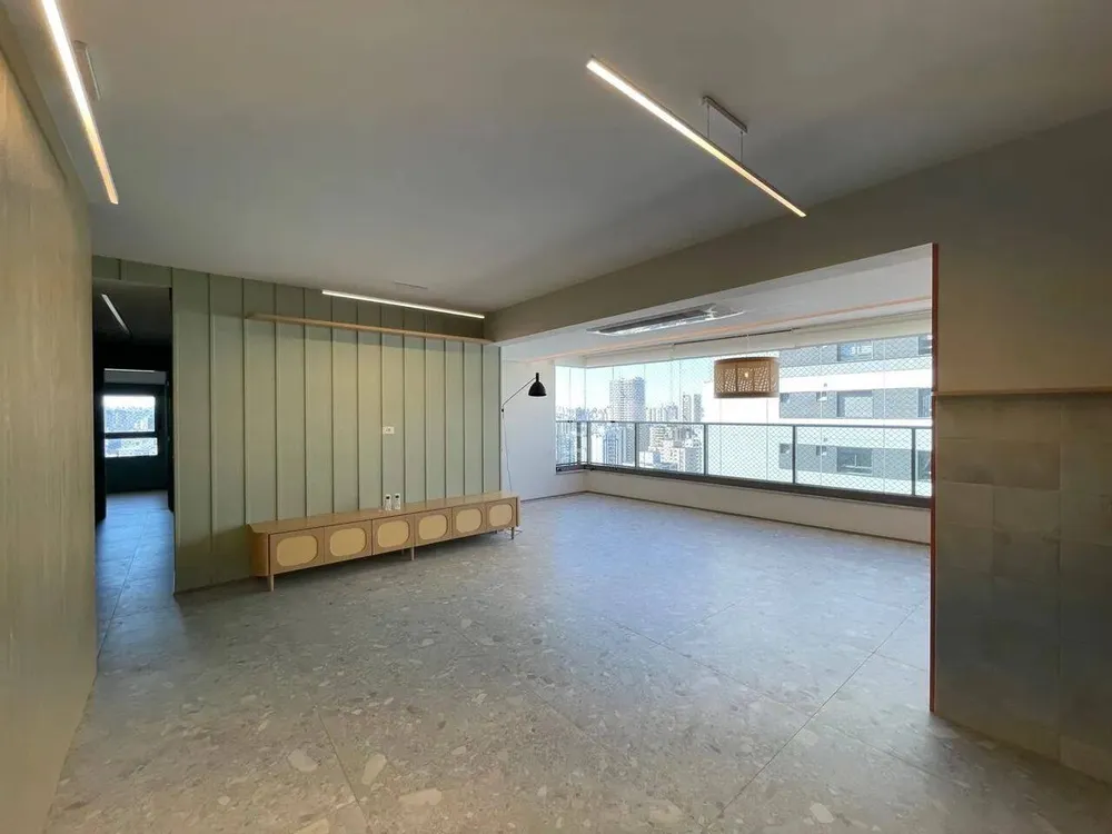 Apartamento, 3 quartos, 131 m² - Foto 1