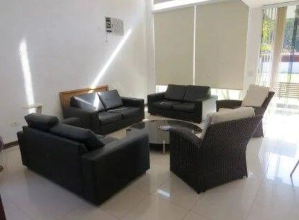Casa, 3 quartos, 198 m² - Foto 2