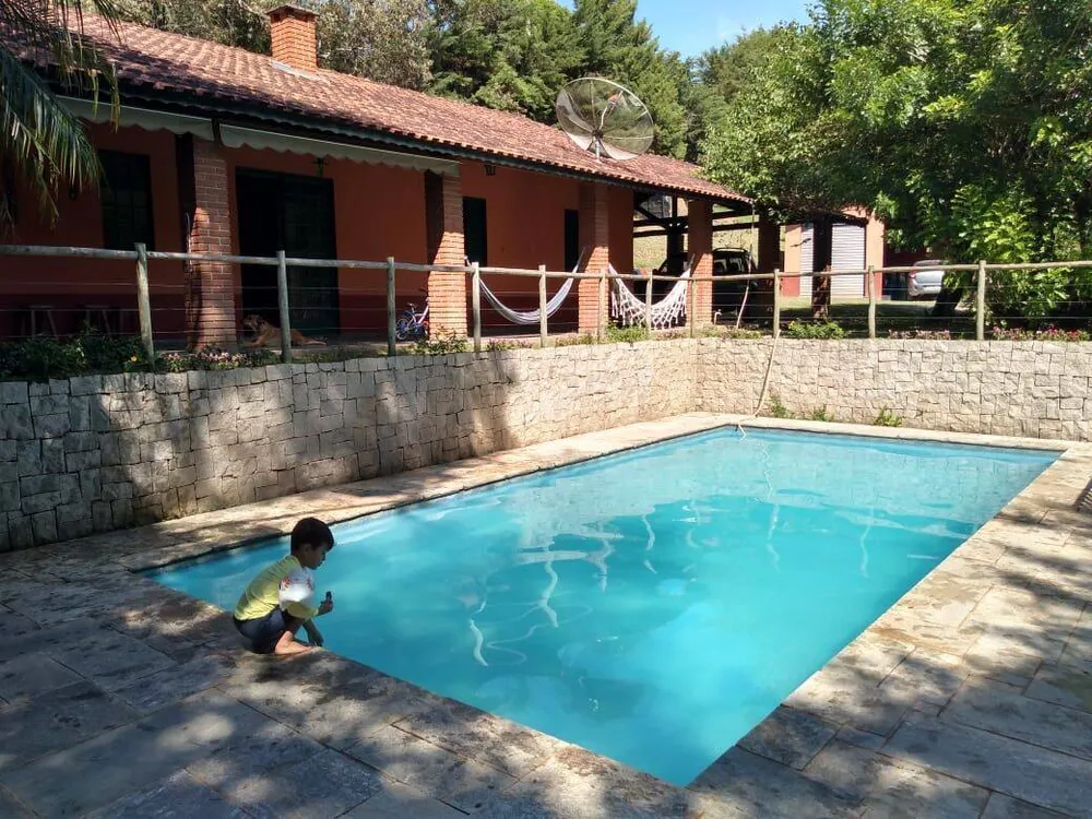Chácara, 7 quartos, 2400 m² - Foto 1