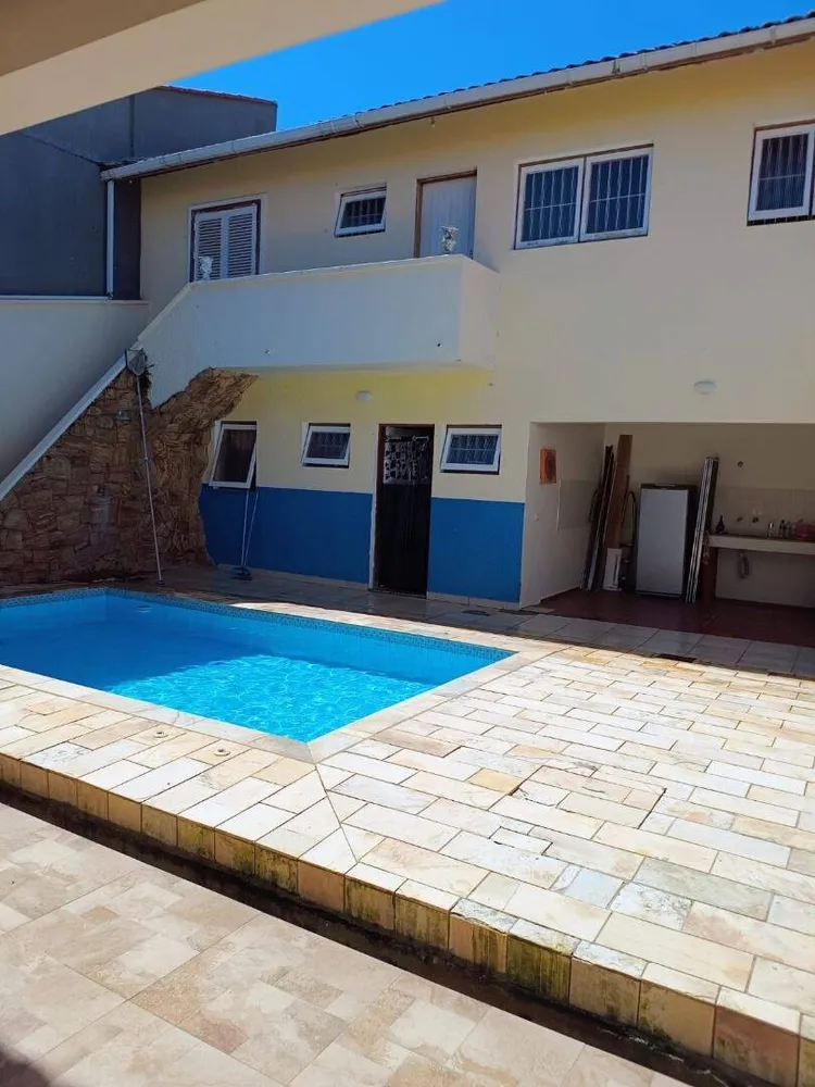 Sobrado, 6 quartos, 261 m² - Foto 3