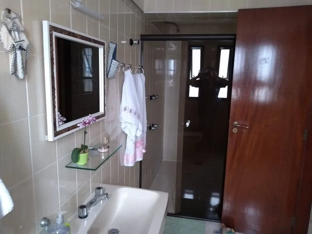 Apartamento, 3 quartos, 140 m² - Foto 2