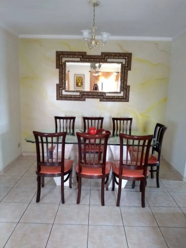 Apartamento, 3 quartos, 140 m² - Foto 1