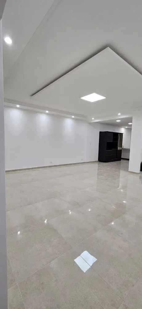 Apartamento, 3 quartos, 240 m² - Foto 4