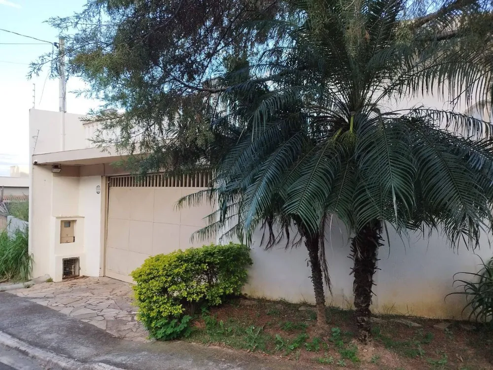 Sobrado, 4 quartos, 317 m² - Foto 1