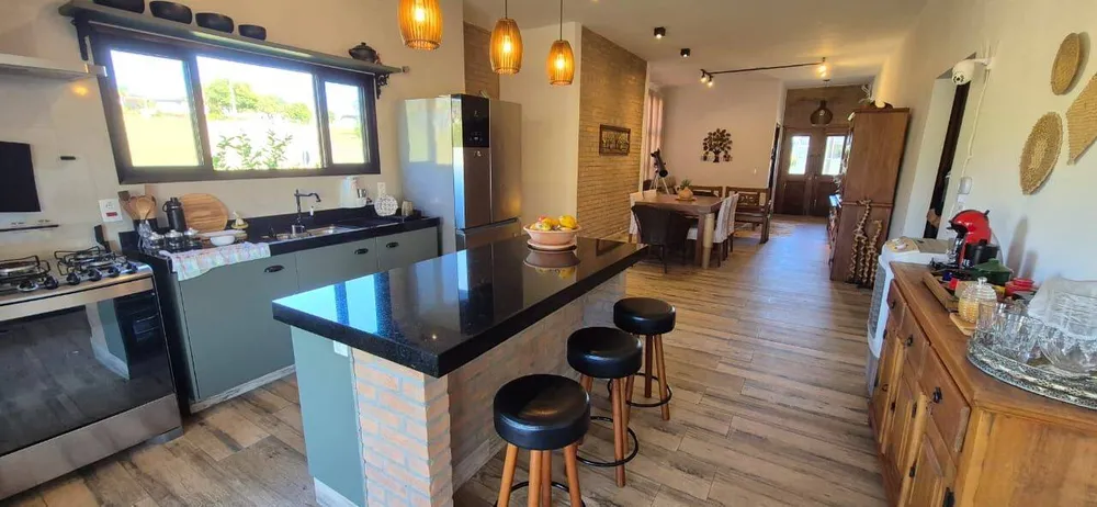 Casa, 5 quartos, 207 m² - Foto 4